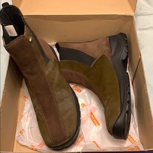 NWT Tecnica brown fur snow boots SIZE 9